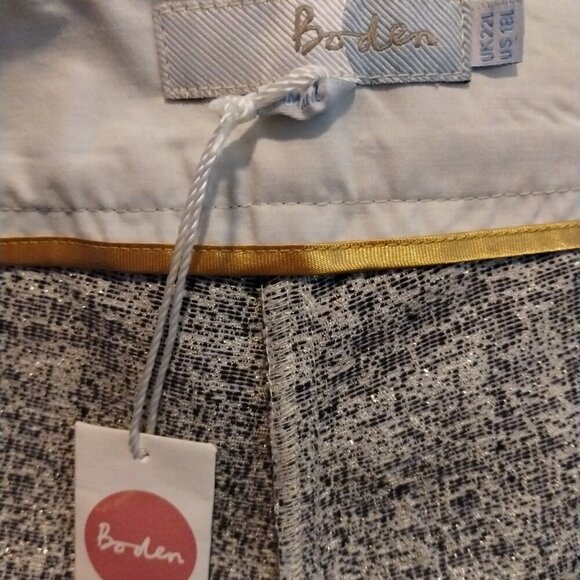 Boden Women's Bistro Metallic Textured Jacquard Crop Trouser Pants Size 18L NWT - Picture 9 of 11